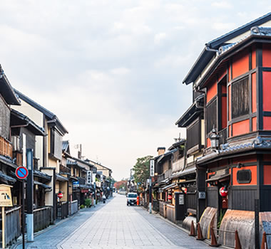 Hanamikoji-dori Street